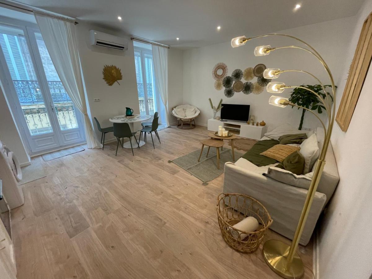 Le Casimir - Superbe T3 En Plein Centre Ville Renove Avec Gout - Wifi Béziers Exteriér fotografie